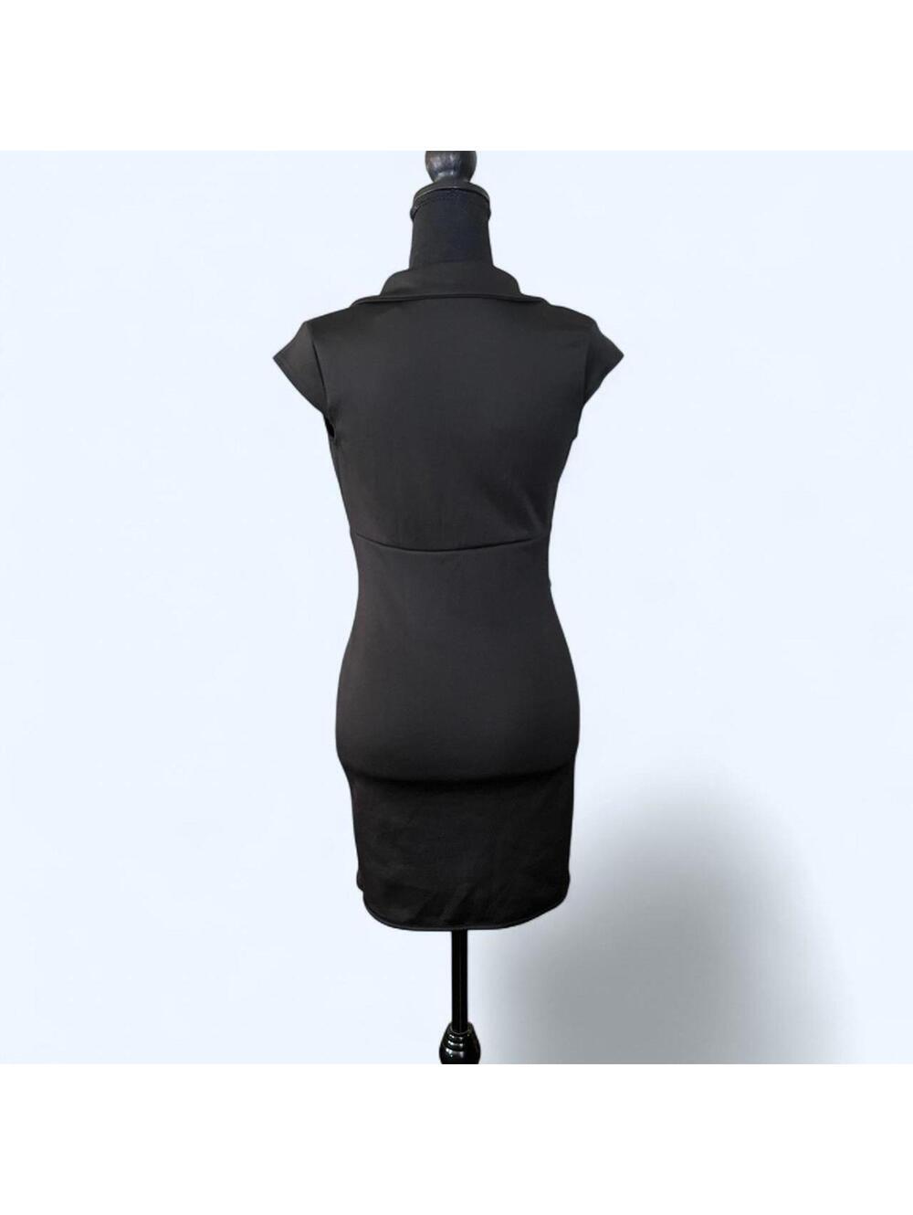 Black PrettyLittleThing bodycon mini dress hook and eye detail party Size 6 ๐ค - Picture 4 of 6